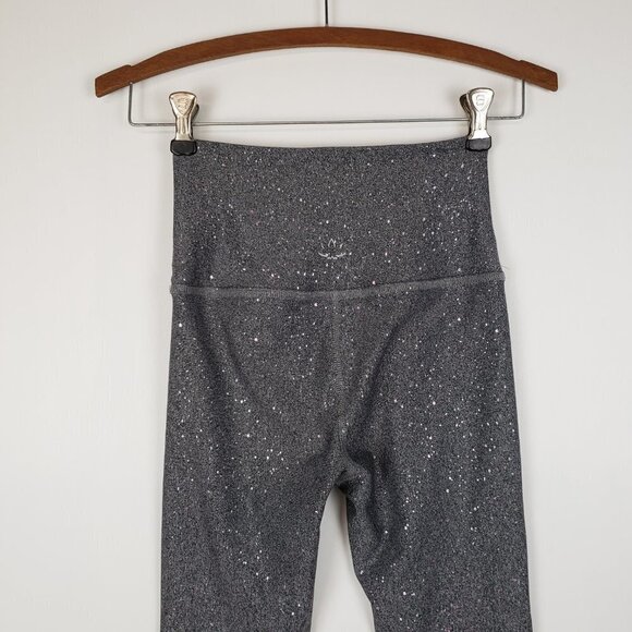 Beyond Yoga Alloy Ombre Leggings High Waisted Gray Pink Metallic Size Small - Picture 5 of 9